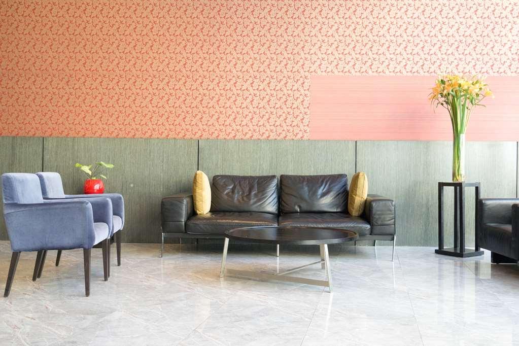 Howard Johnson Buenos Aires Abasto Interior photo